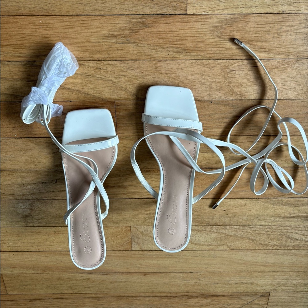 Square toe White Strappy Sandals